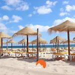 #305 Sea House Coastal Living *