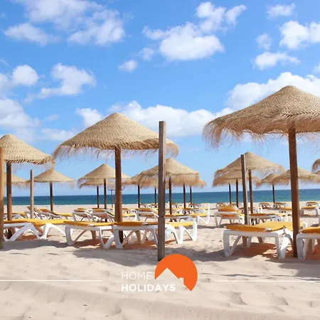#305 Sea House By Holidays *