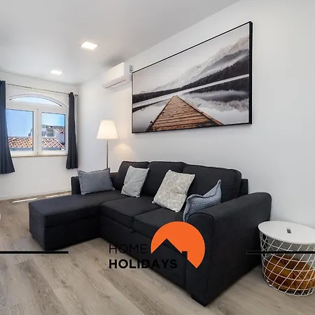 #305 Sea House Coastal Living